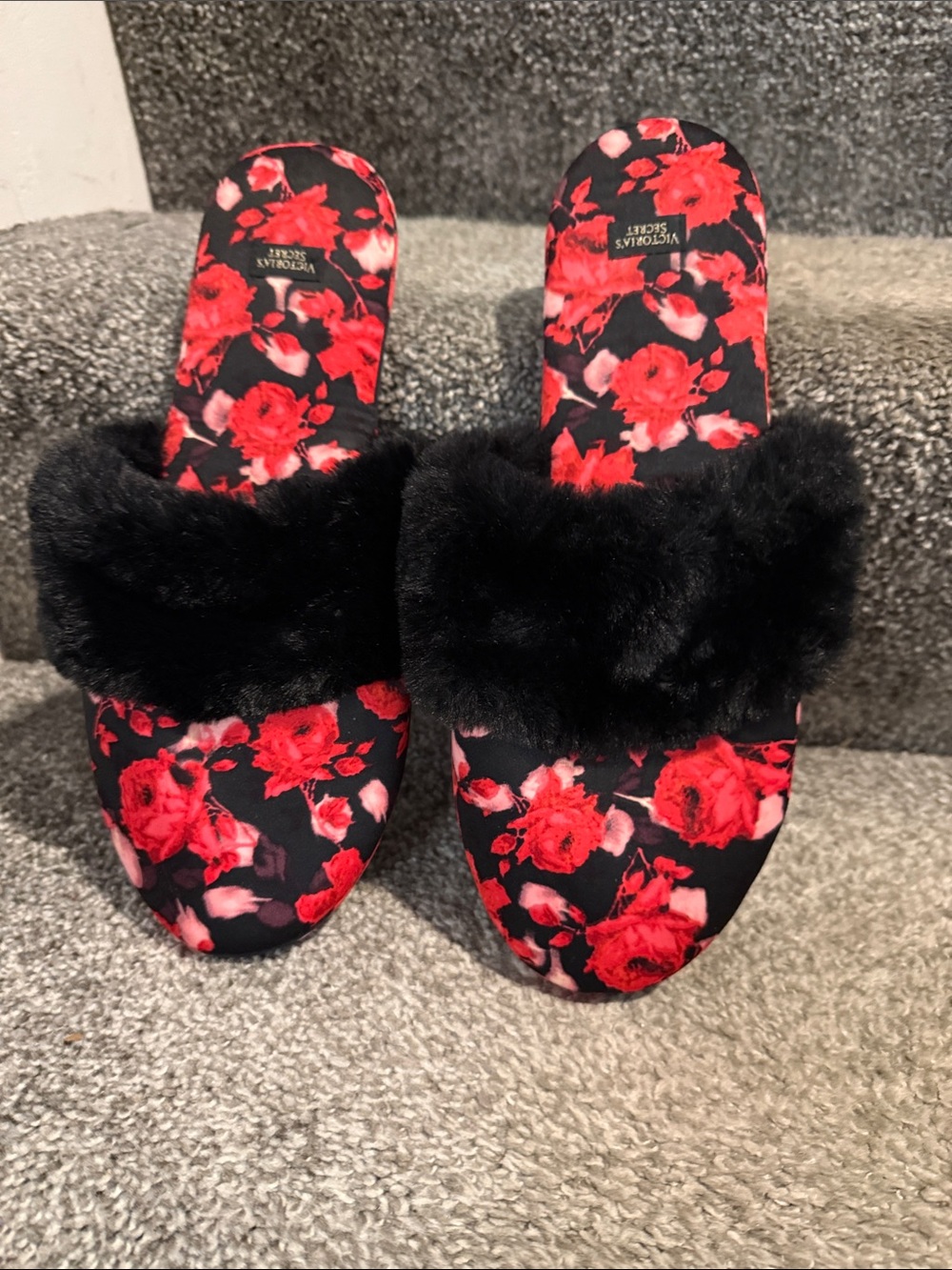 NWOT Victoria's Secret Black Slides with Red Floral Pattern and Faux Fur